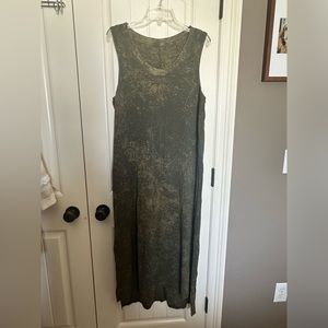 green acid washed maxi dress
